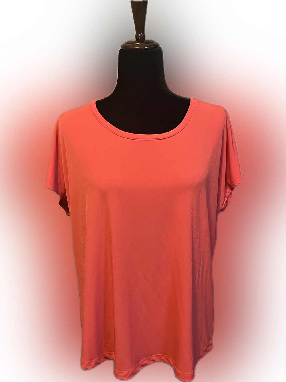 Chico’s Ultimate Tee in Vibrate Coral size L